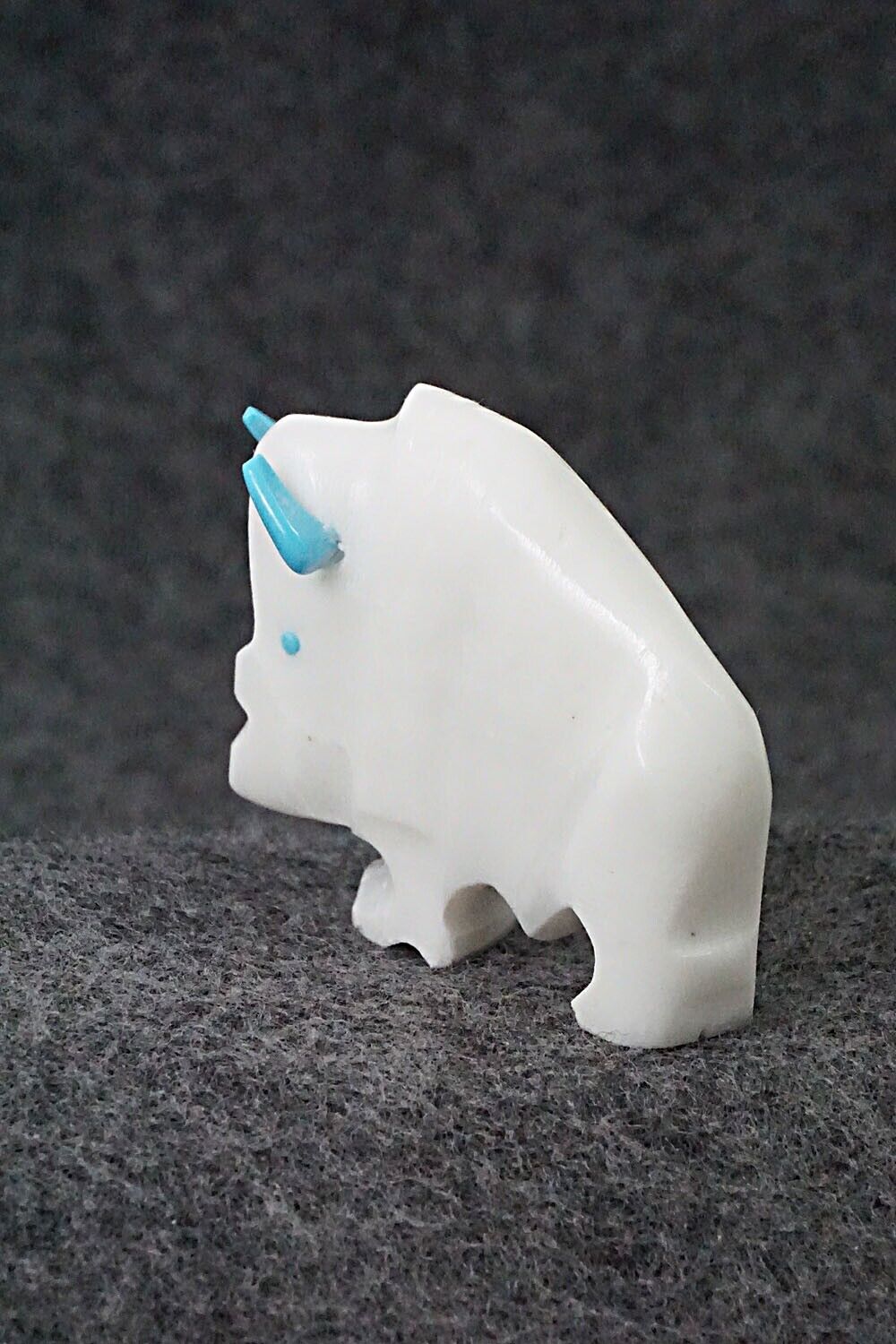 Buffalo Zuni Fetish Carving - Todd Etsate