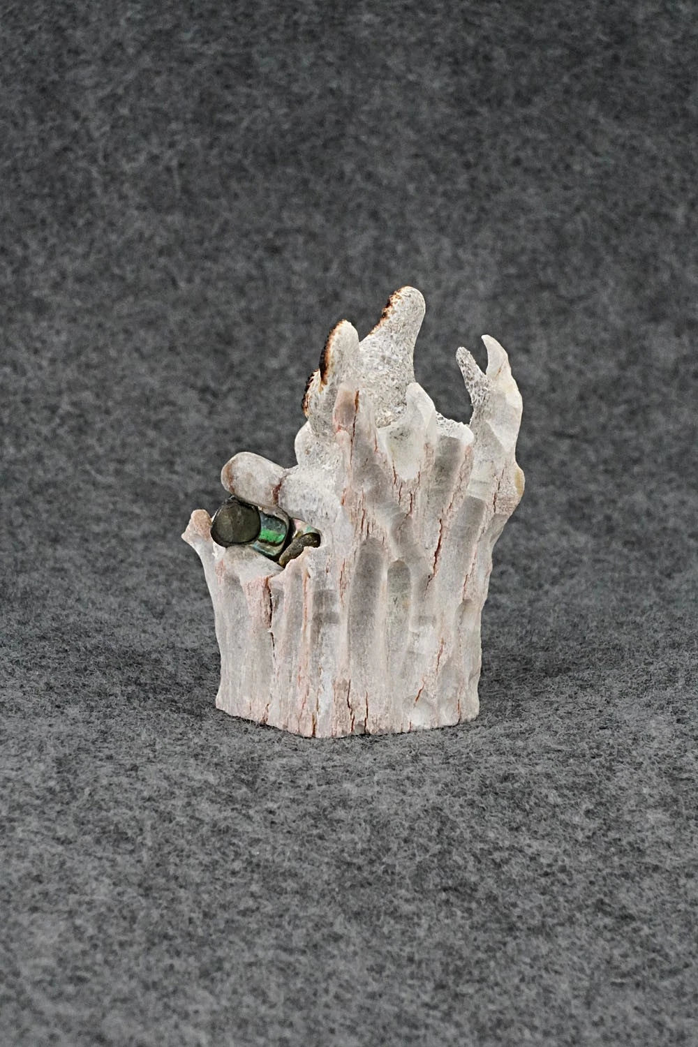 Bear Zuni Fetish Carving - Ruben Najera