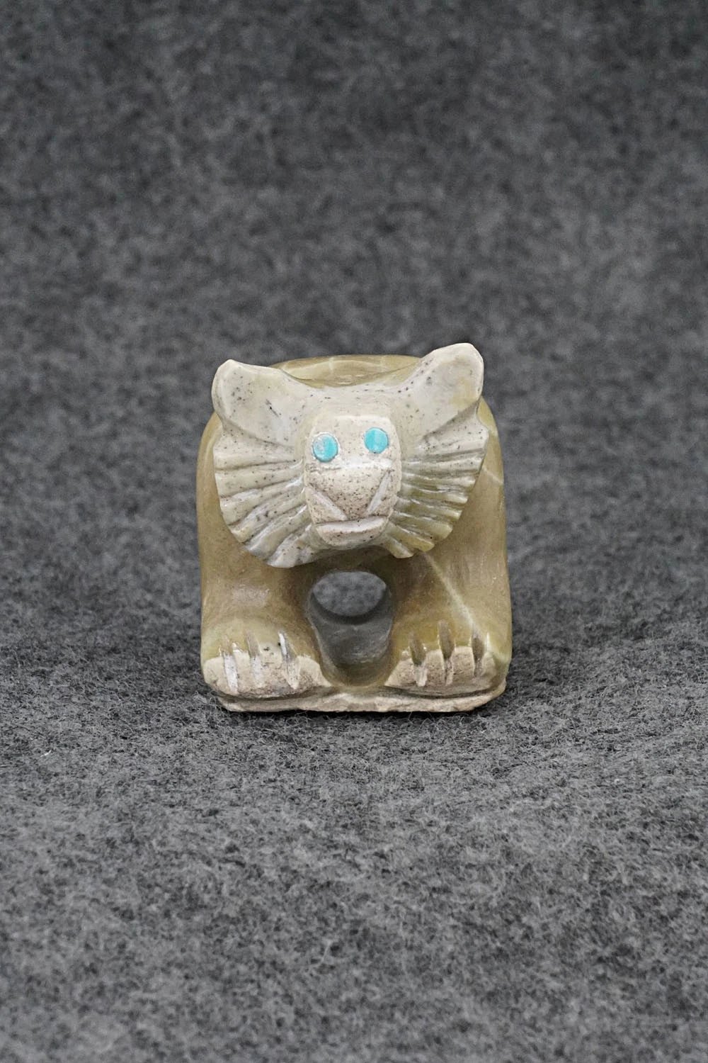 Bobcat Zuni Fetish Carving - Colton Kaamasee