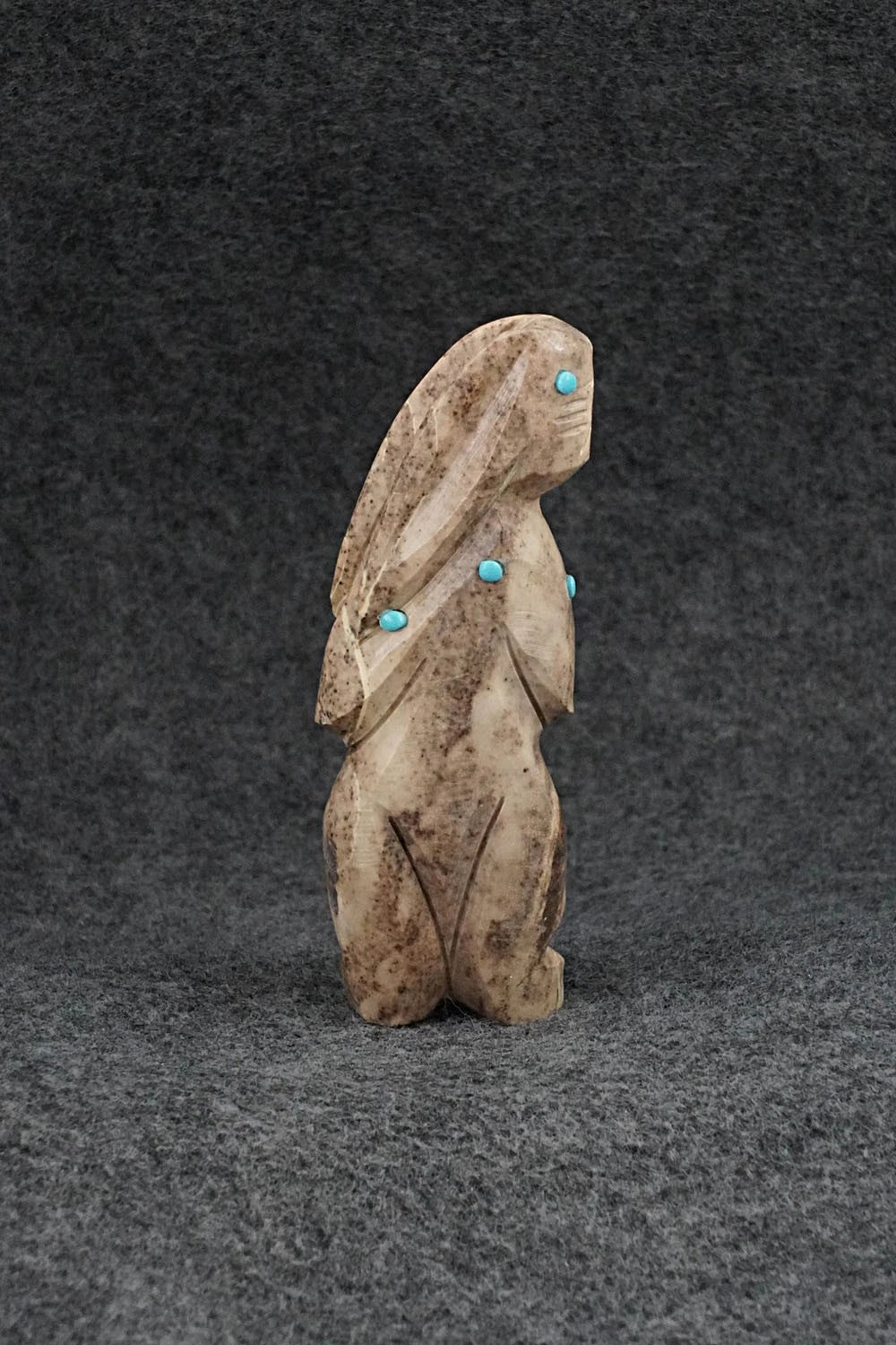 Rabbit Zuni Fetish Carving - Danette Laate