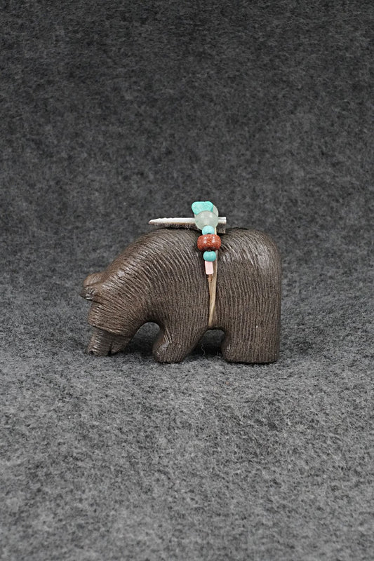 Bear Zuni Fetish Carving - Douglas Martza