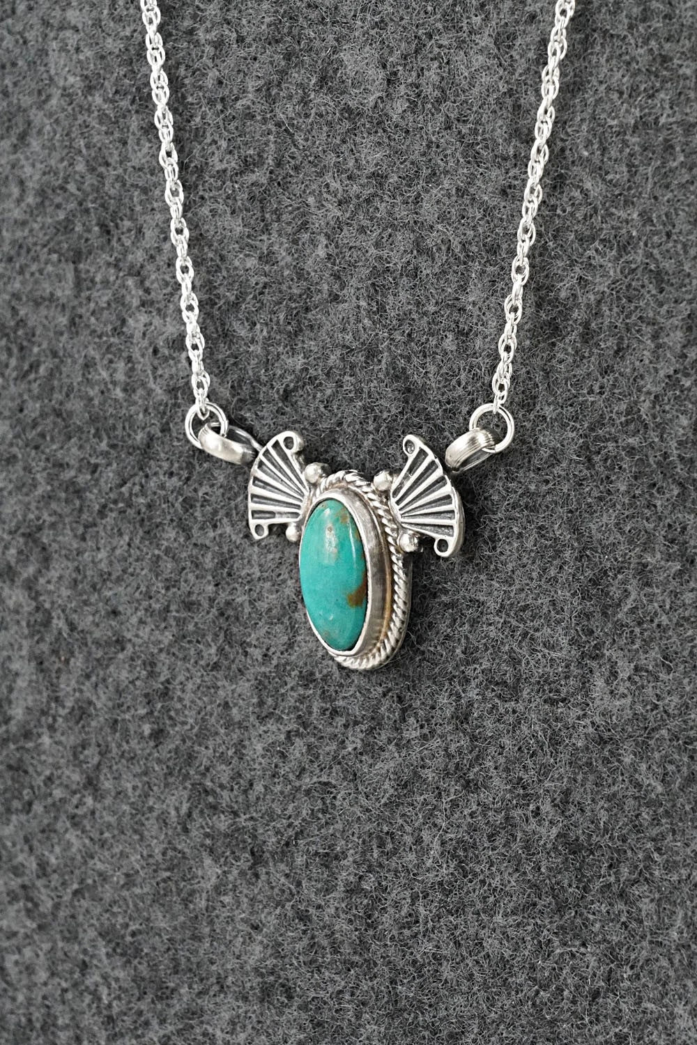 Turquoise & Sterling Silver Necklace - Verley Betone