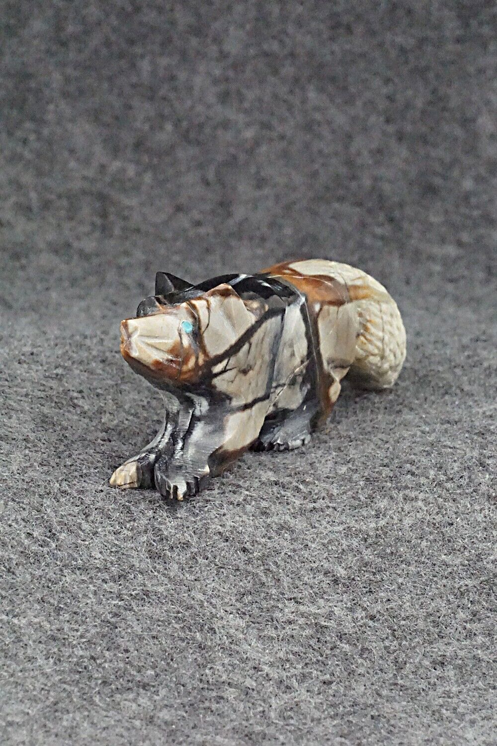 Wolf Zuni Fetish Carving - Tony Mackel