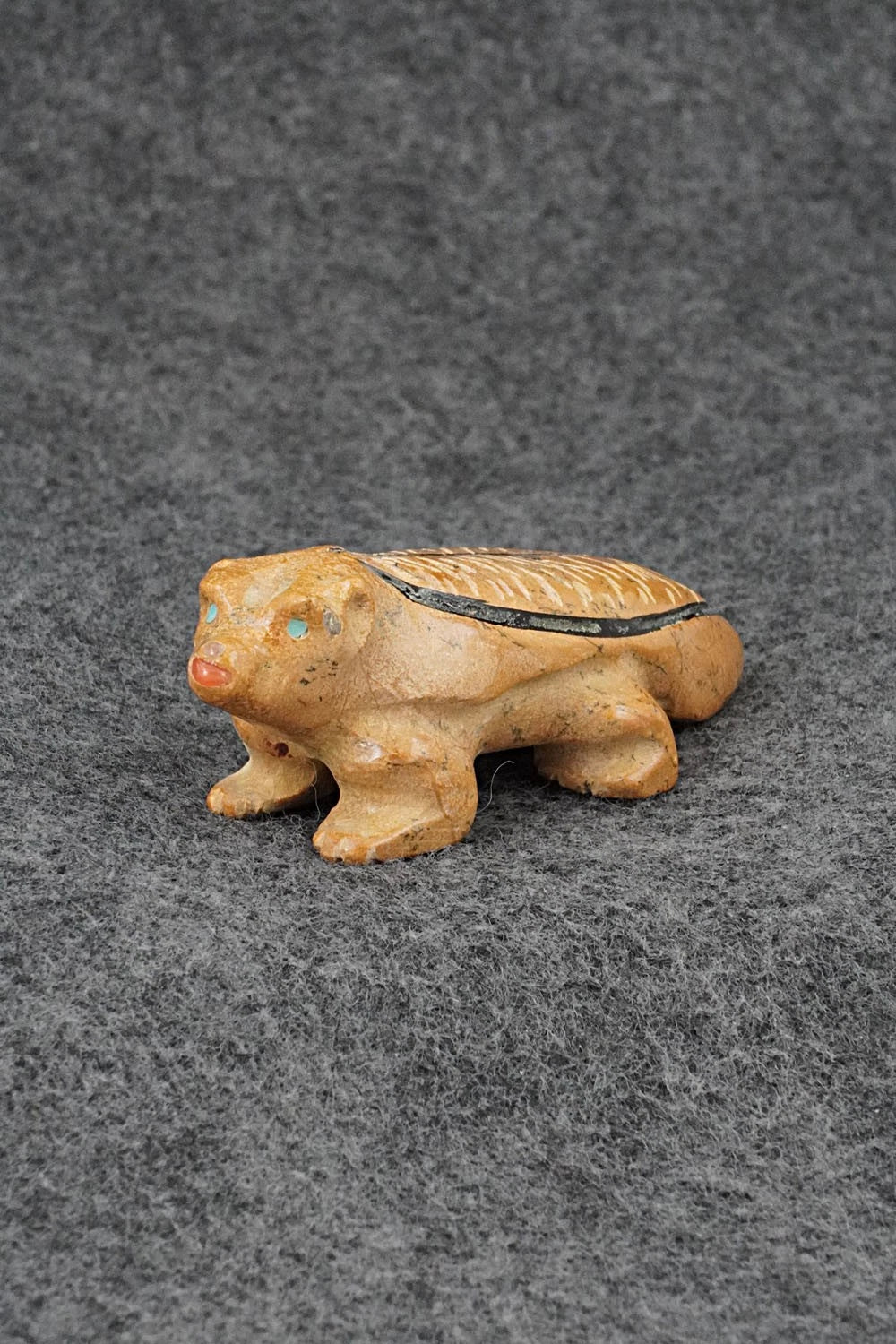 Badger Zuni Fetish Carving - Freddie Leekya