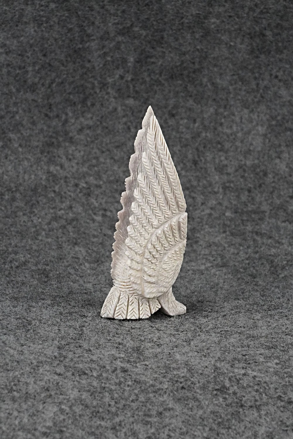 Eagle Zuni Fetish Carving - Justin Hustito