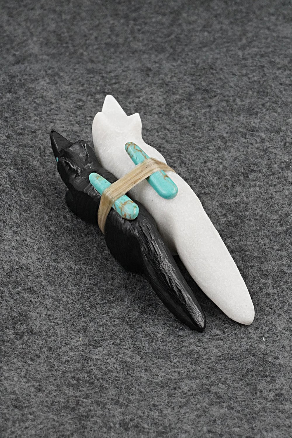 Wolf Zuni Fetish Carving - Herbert Halate