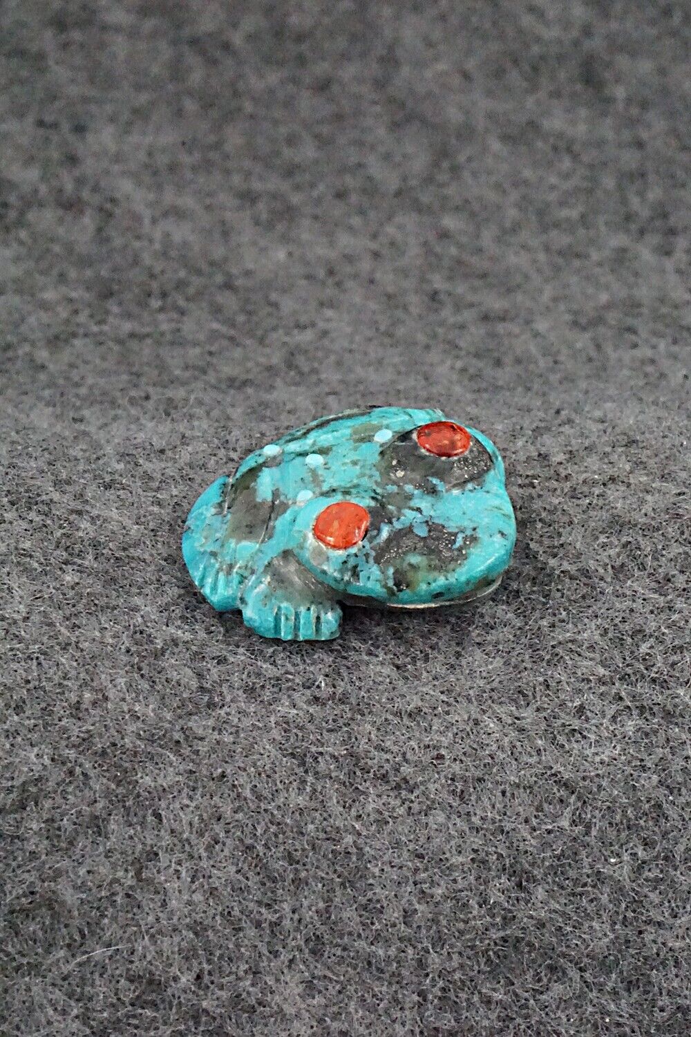 Frog Zuni Fetish Carving - Reynold Lunasee