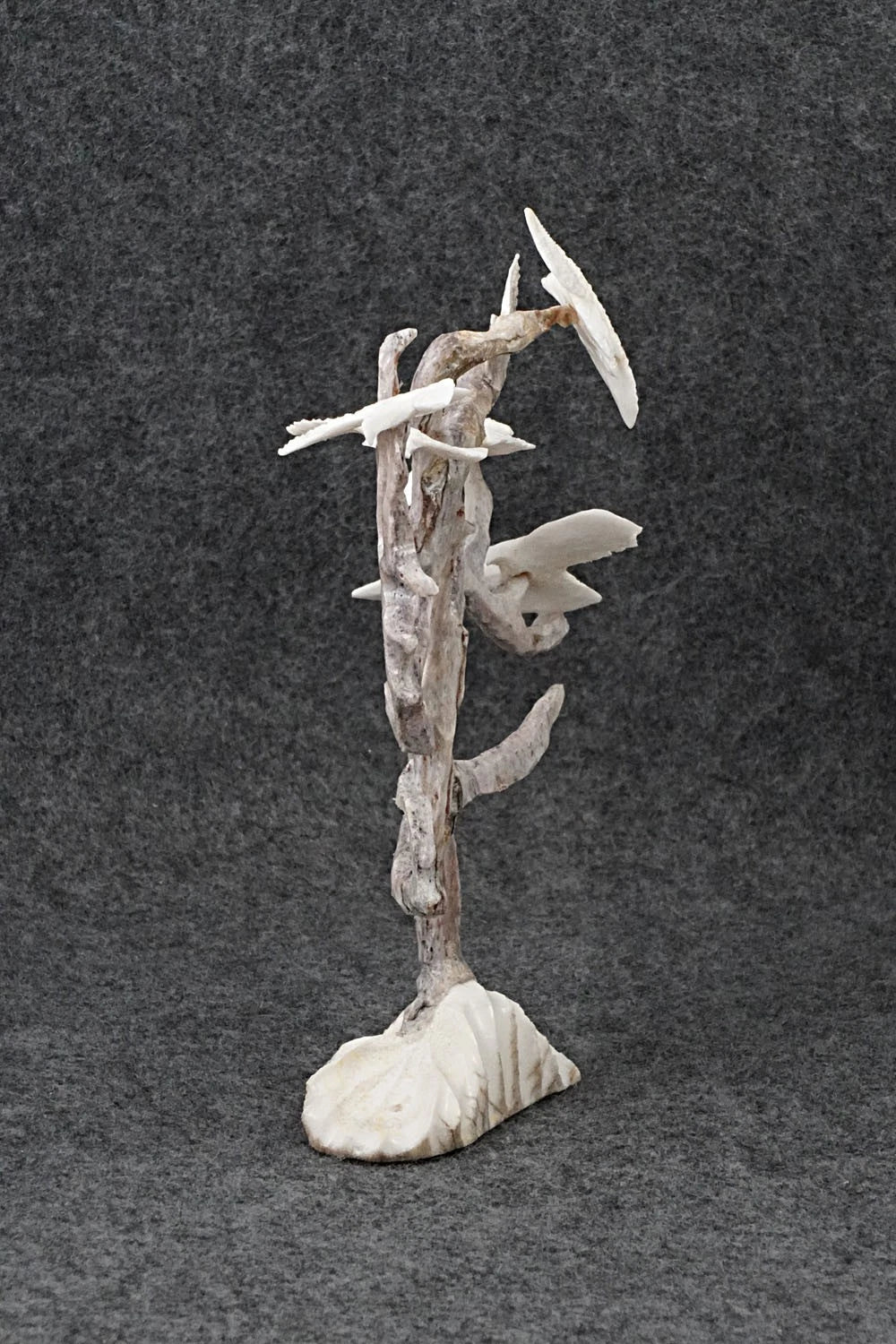 Eagles Zuni Fetish Carving - Ruben Najera