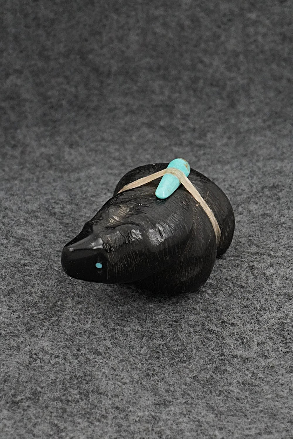 Bear Zuni Fetish Carving - Herb Halate