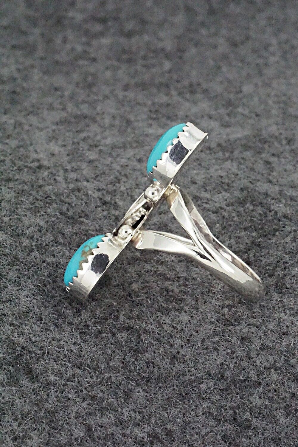 Turquoise & Sterling Silver Ring - Robert Martinez - Size 7