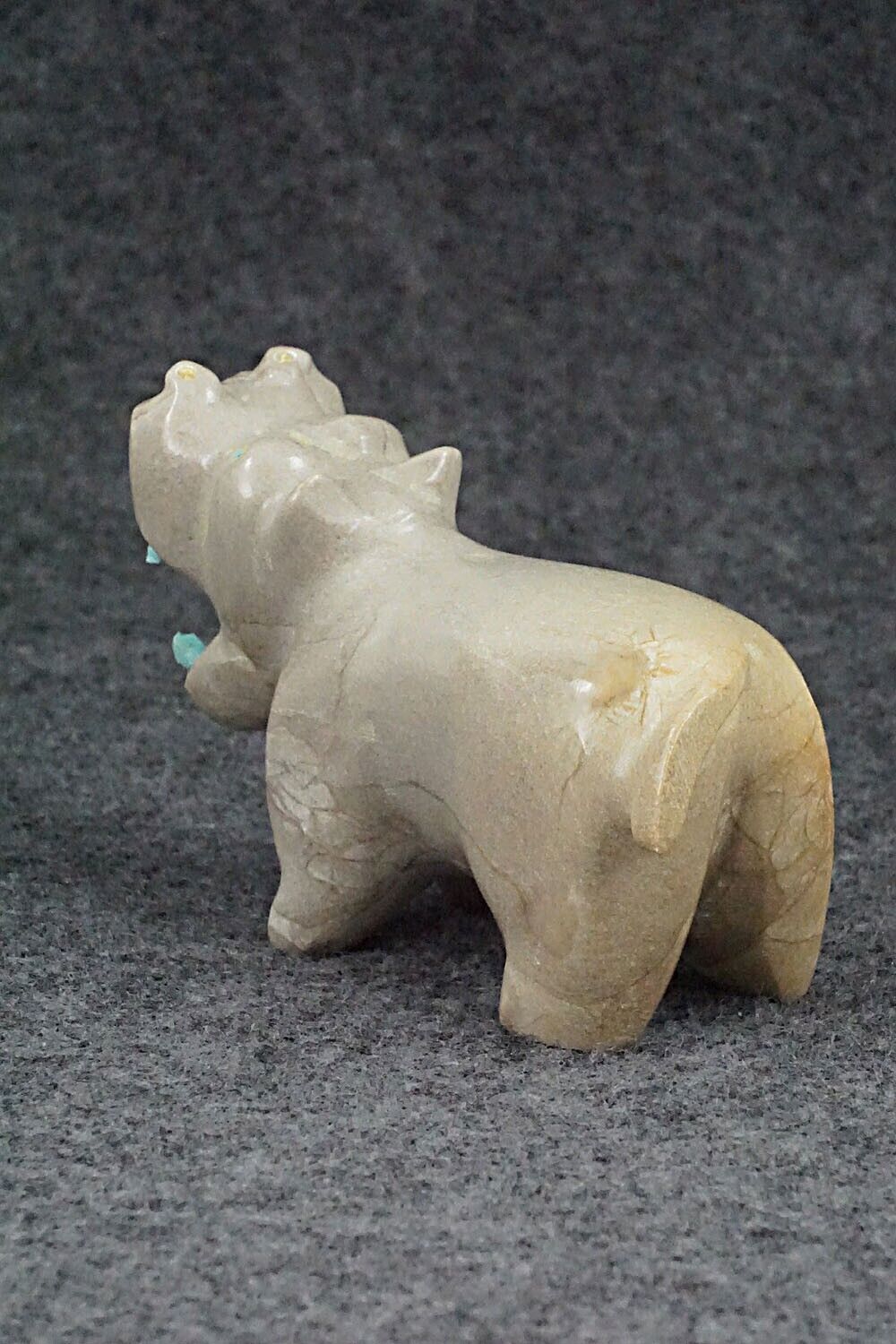 Hippo Zuni Fetish Carving - Enrike Leekya