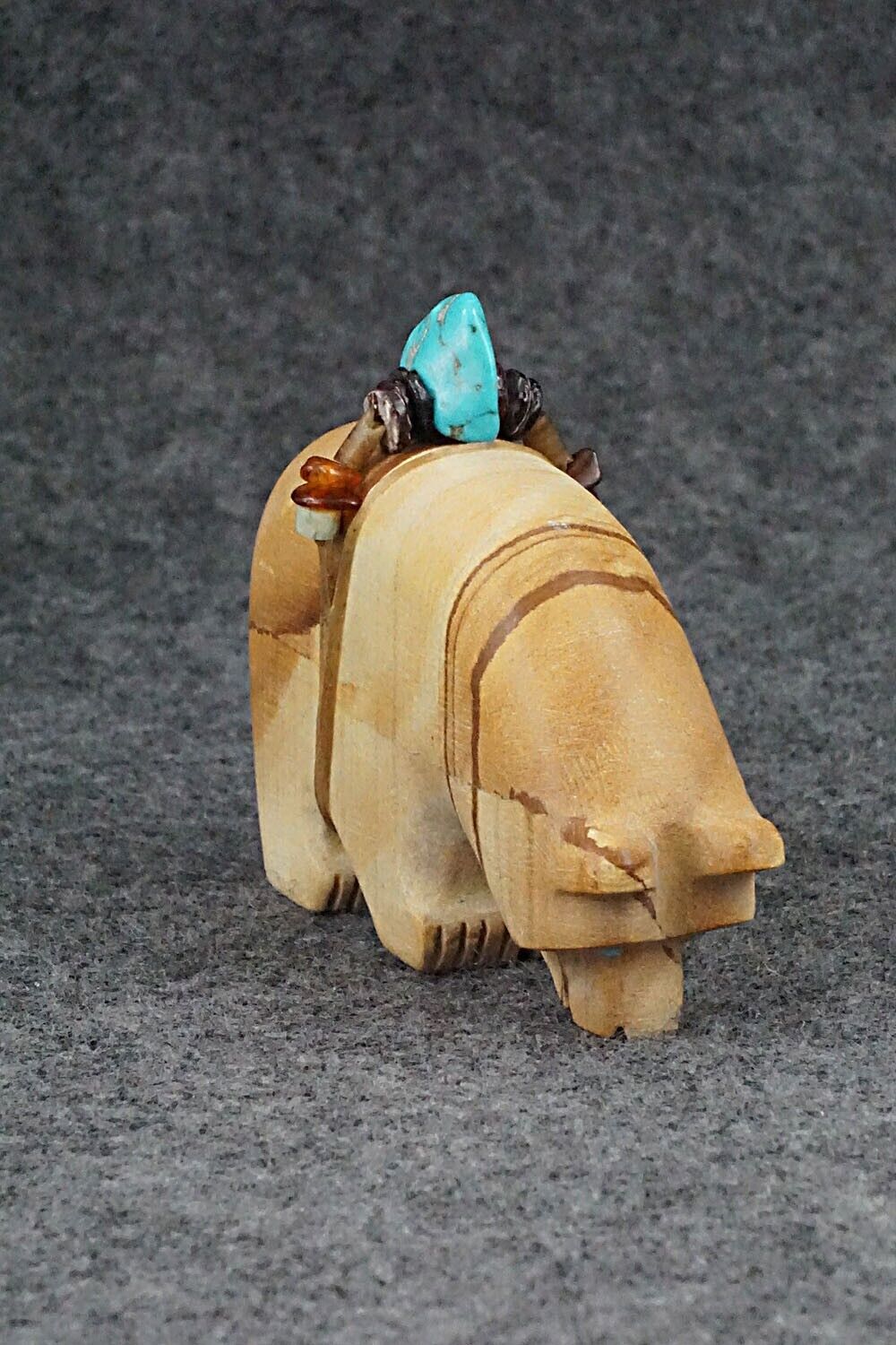 Bear Zuni Fetish Carving - Douglas Martza