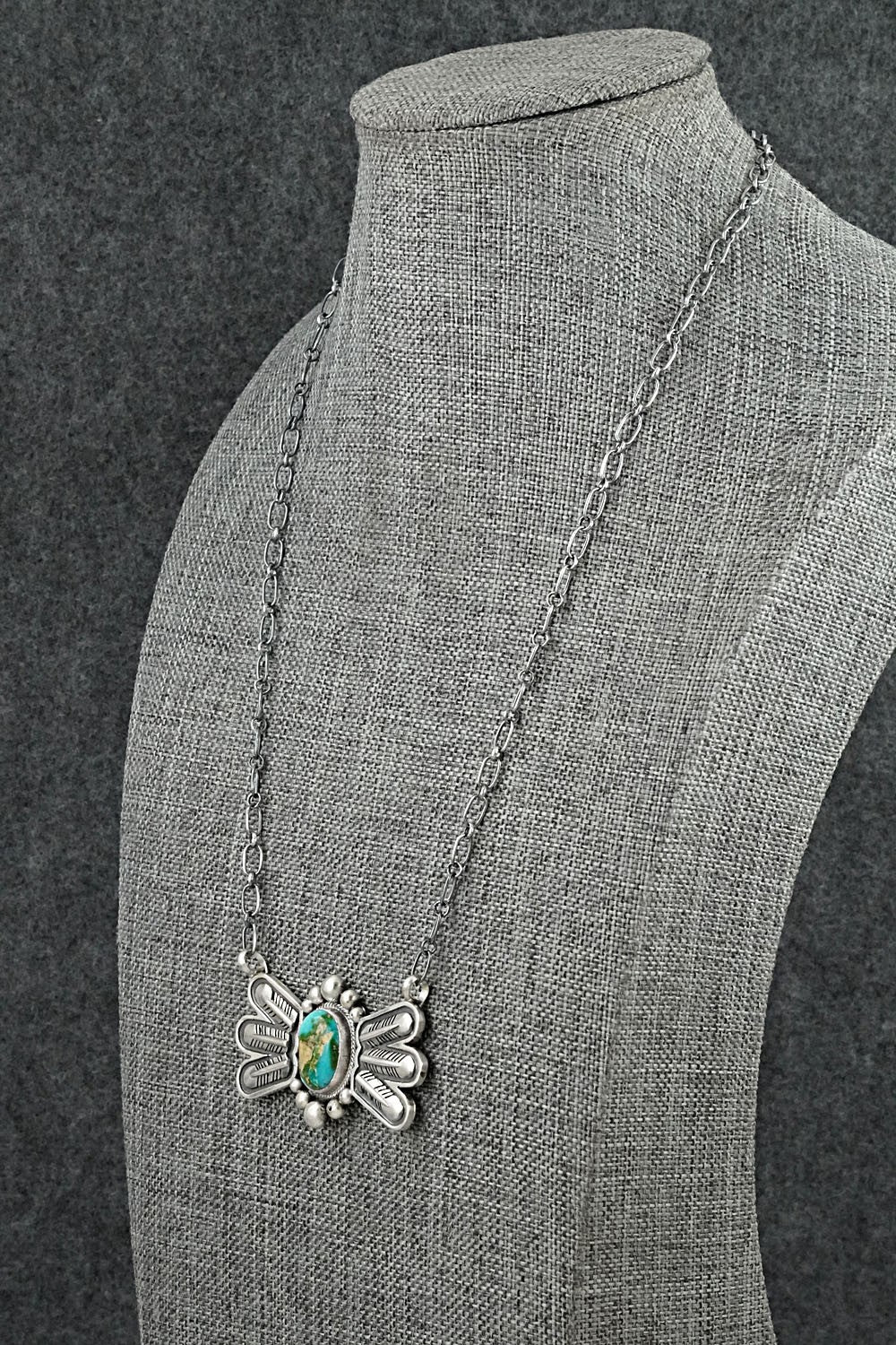 Turquoise & Sterling Silver Necklace - Verley Betone