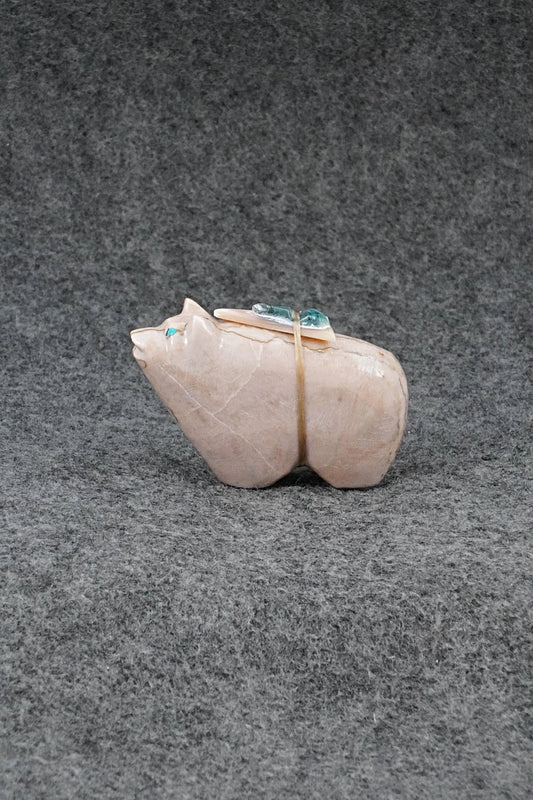Bear Zuni Fetish Carving - Delvin Leekya