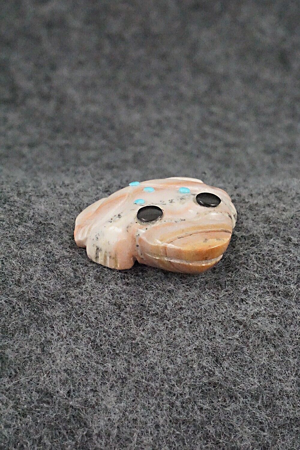 Frog Zuni Fetish Carving - Reynold Lunasee