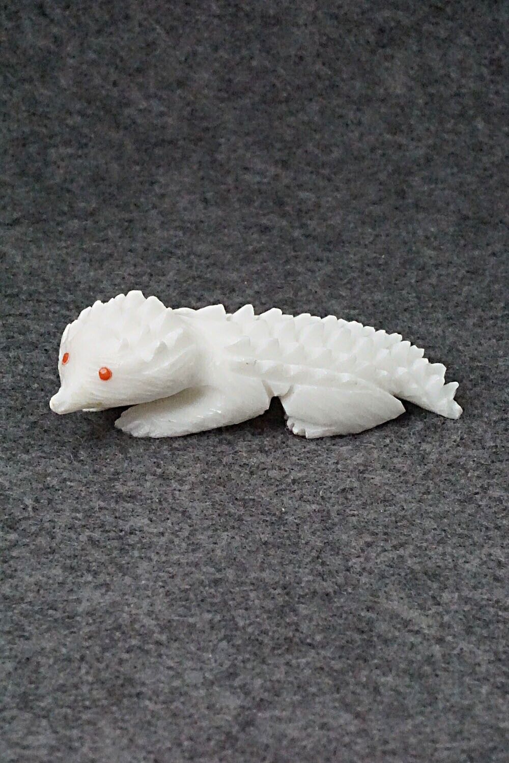 Porcupine Zuni Fetish Carving - Jonas Hustito