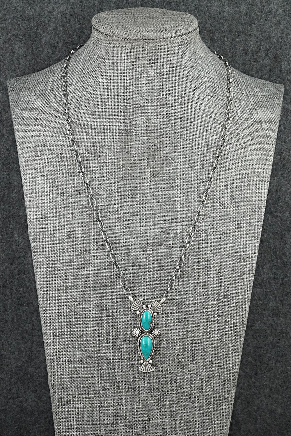 Turquoise & Sterling Silver Necklace - Verley Betone