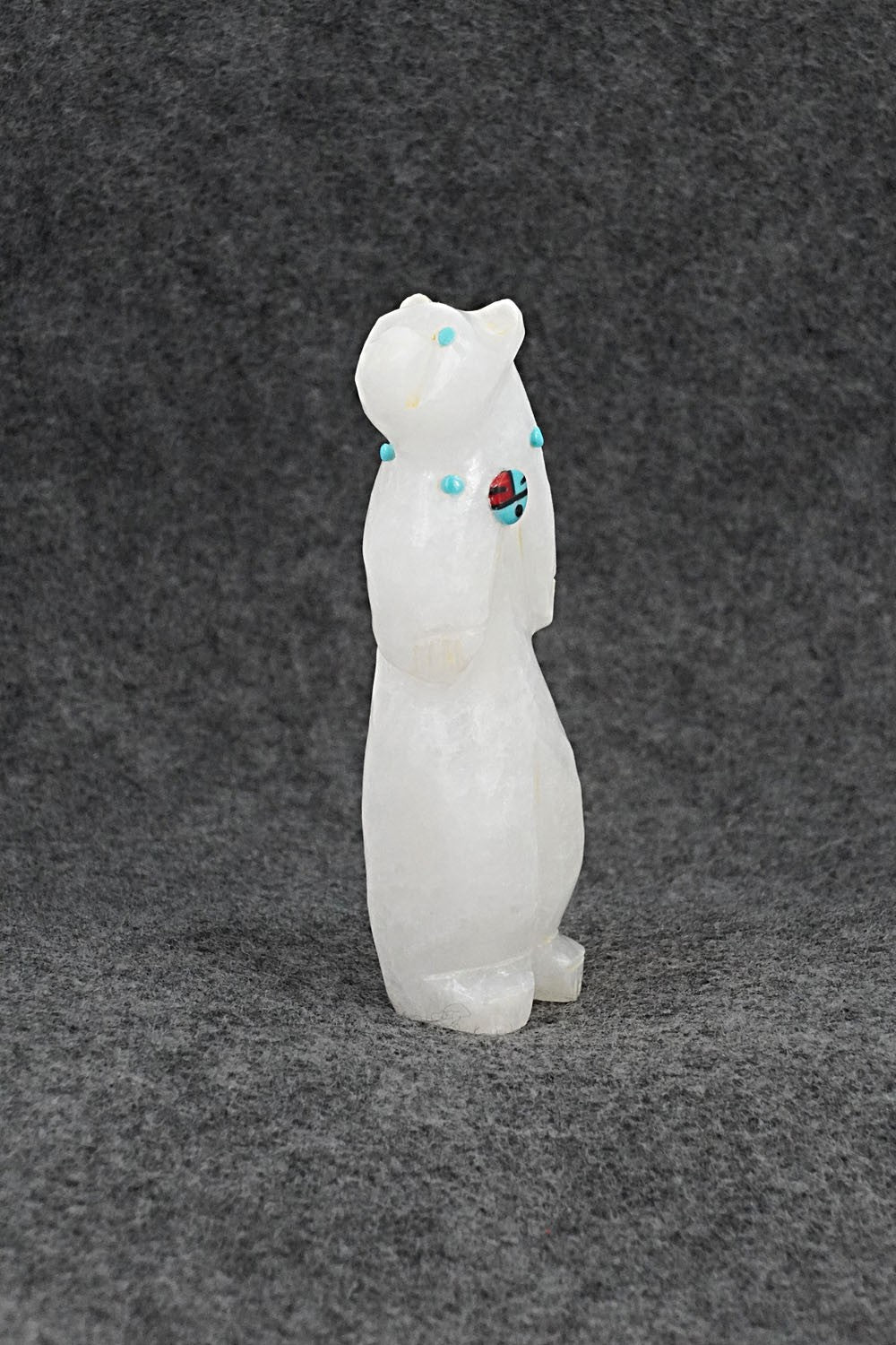 Bear Zuni Fetish Carving - Dannette Laate