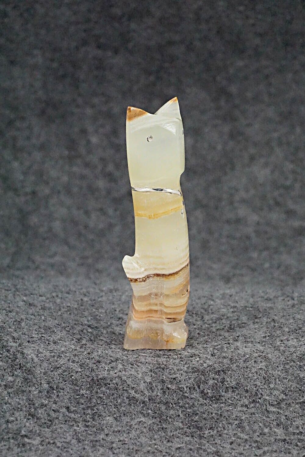 Cat Zuni Fetish Carving - Kenny Chavez