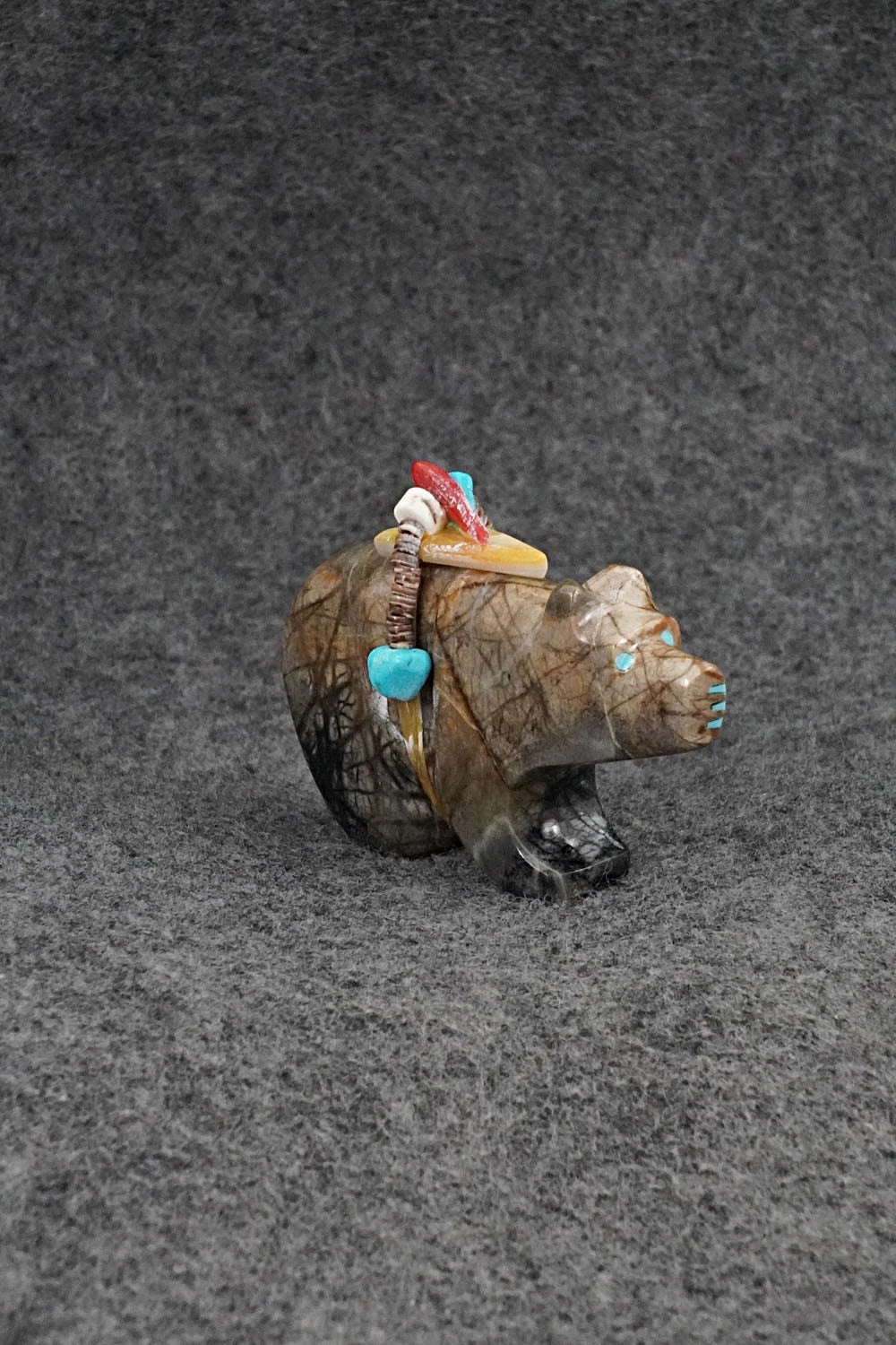 Bear Zuni Fetish Carving - Rodney Laiwakete