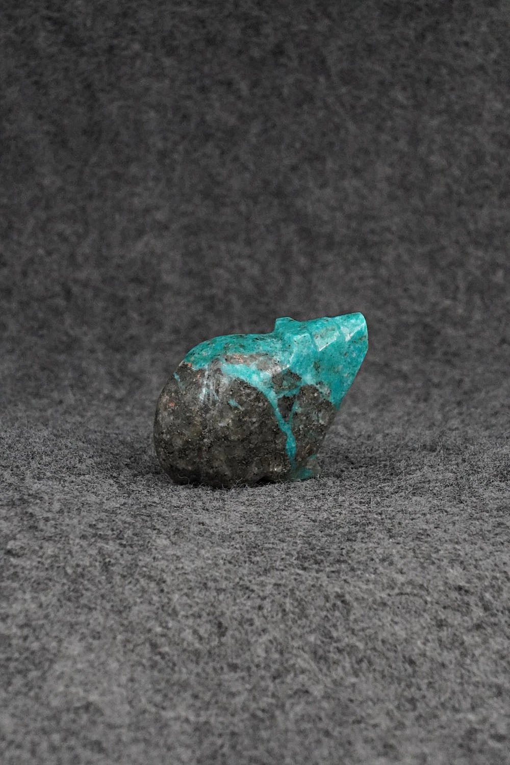 Bear Zuni Fetish Carving - Abby Quam Panteah