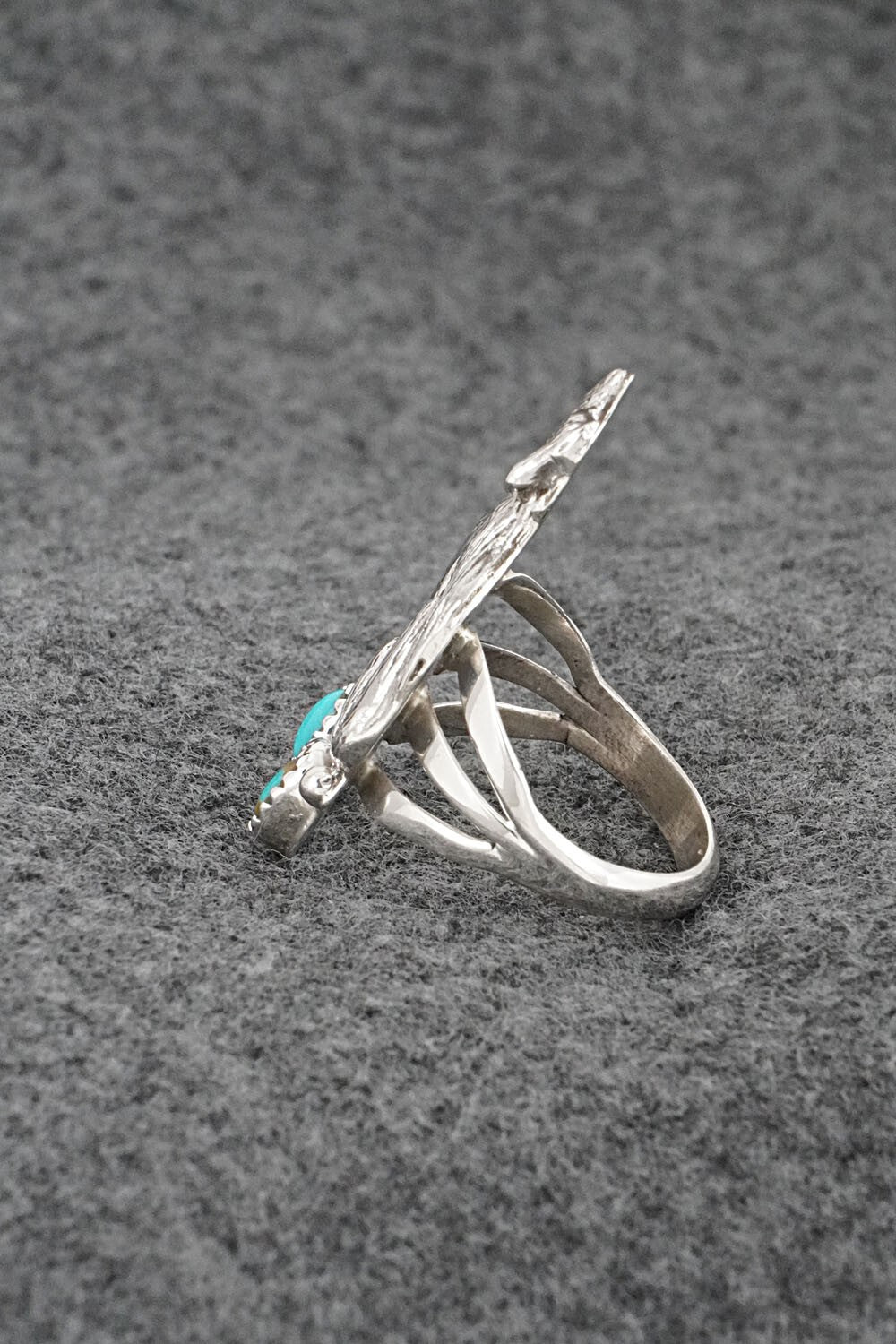 Turquoise & Sterling Silver Ring - Robert Martinez - Size 7.75