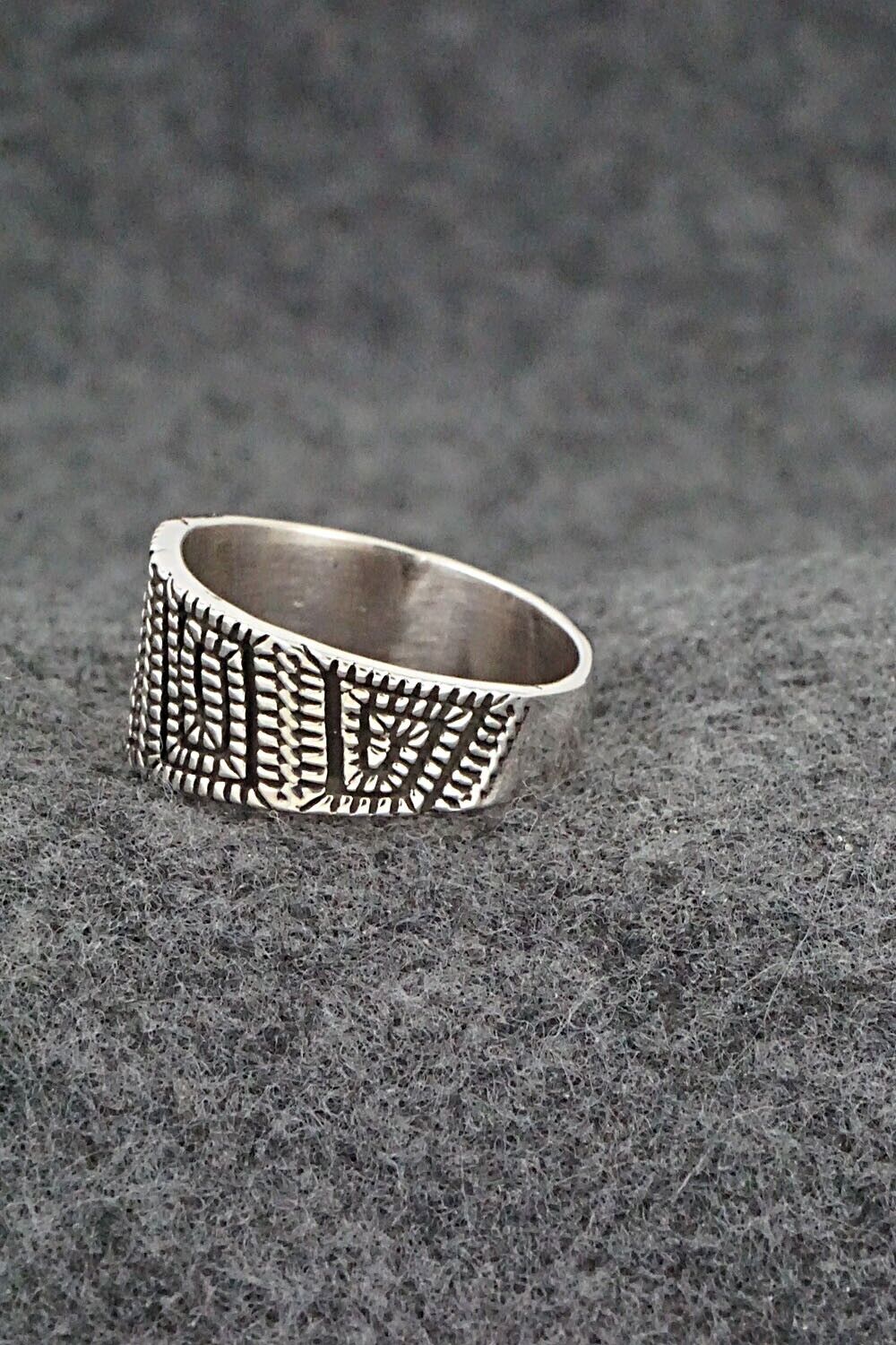 Sterling Silver Ring - Elgin Tom - Size 9.5