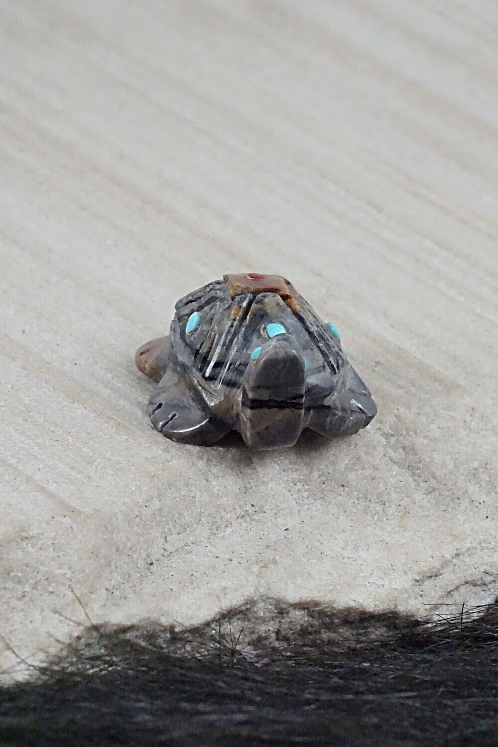 Turtle Zuni Fetish Carving - Carl Etsate