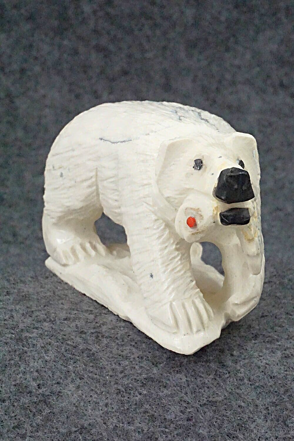 Bear with Fish Zuni Fetish Carving - Derrick Kaamasee