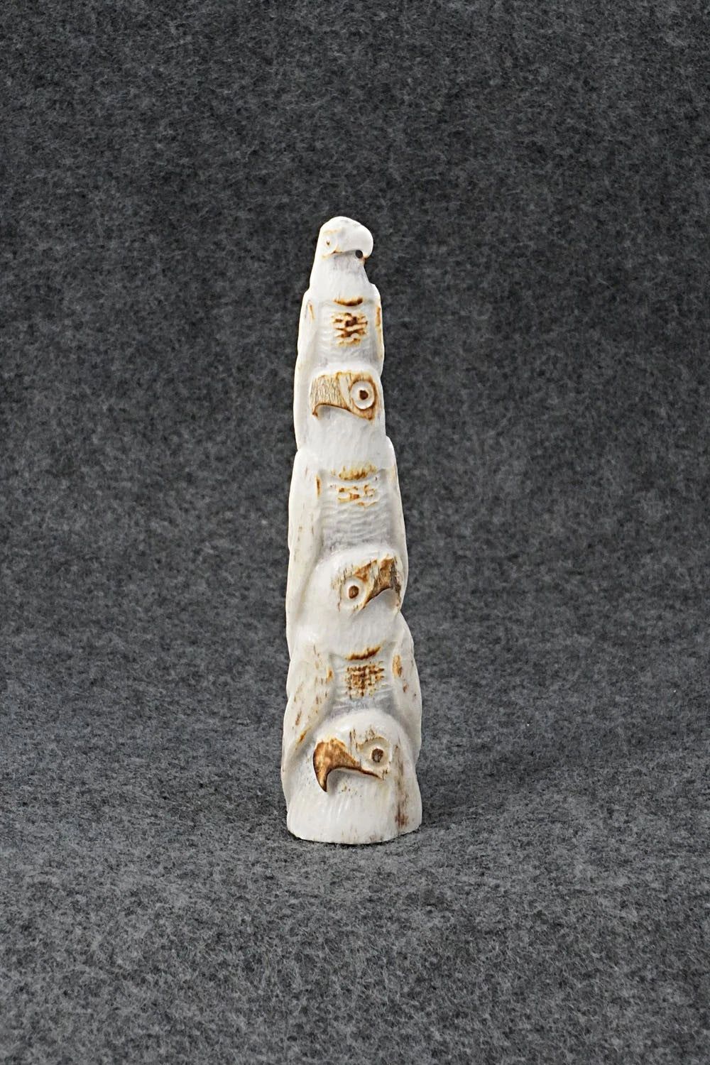 Eagle Zuni Fetish Carving - Maxx Laate