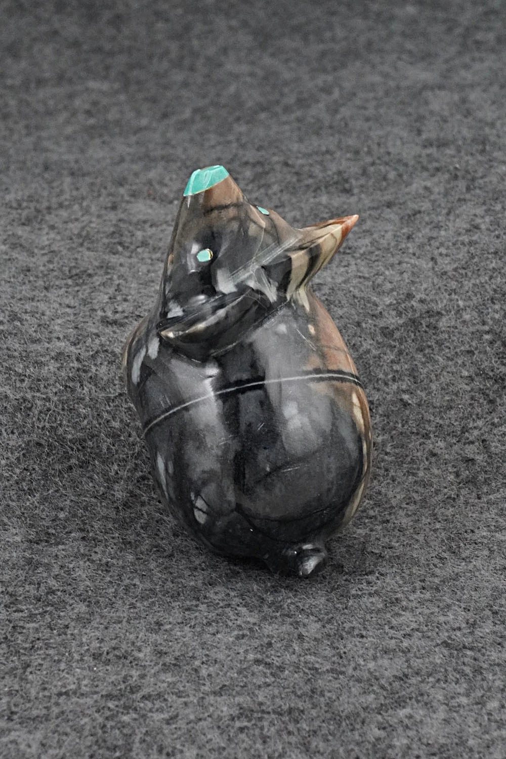 Pig Zuni Fetish Carving - Enrike Leekya