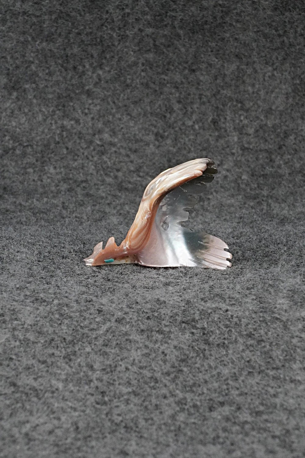 Eagle Zuni Fetish Carving - Vander Tsethlikai