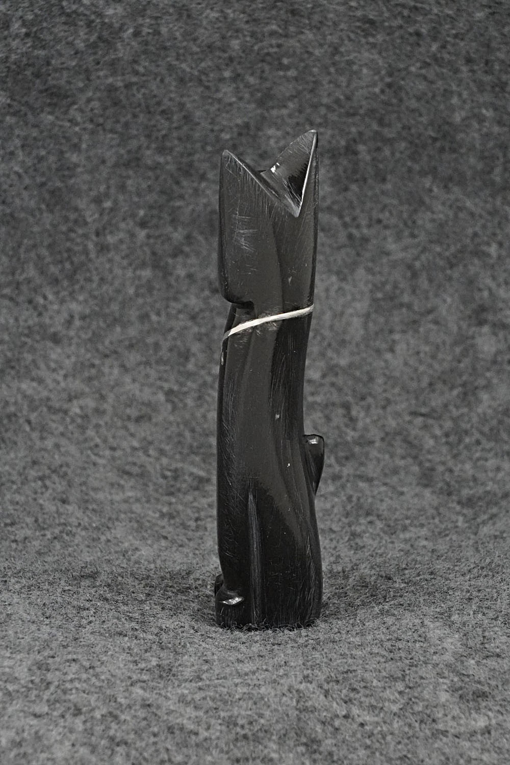 Cat Zuni Fetish Carving - Kenny Chavez