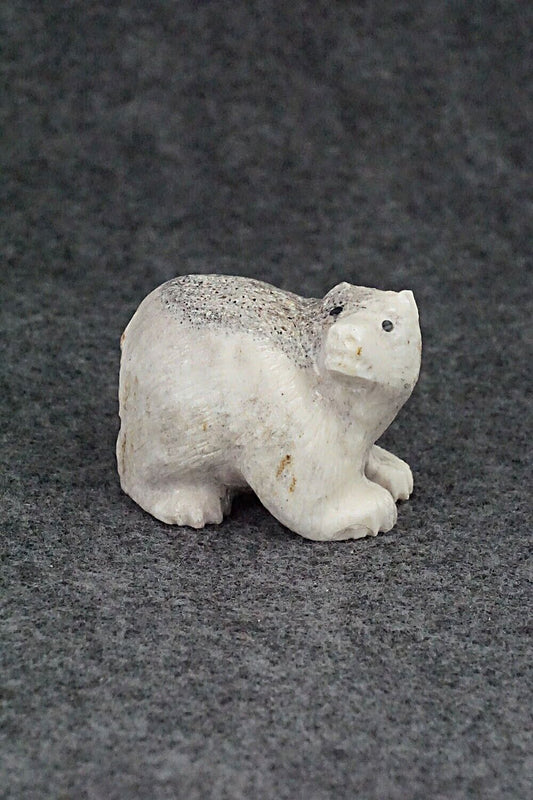 Bear Zuni Fetish Carving - Maxx Laate