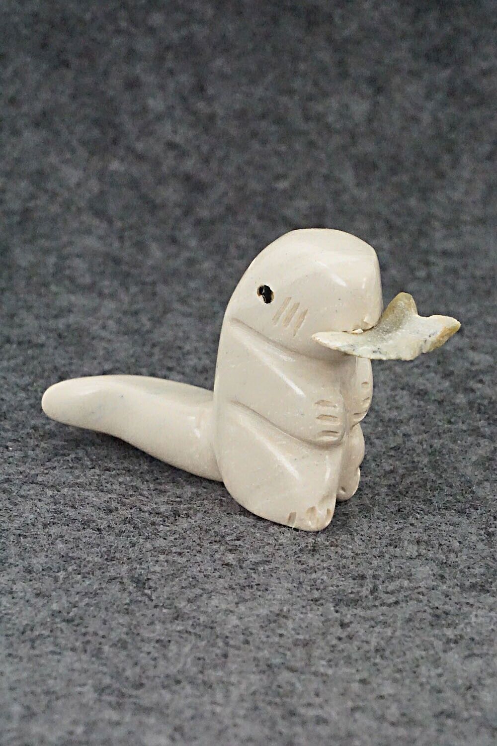 Otter with Fish Zuni Fetish Carving - Justin Red Elk