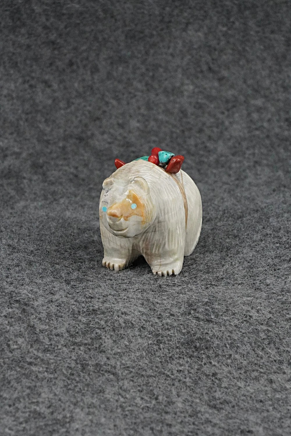 Bear Zuni Fetish Carving - Paulette & Farlan Quam