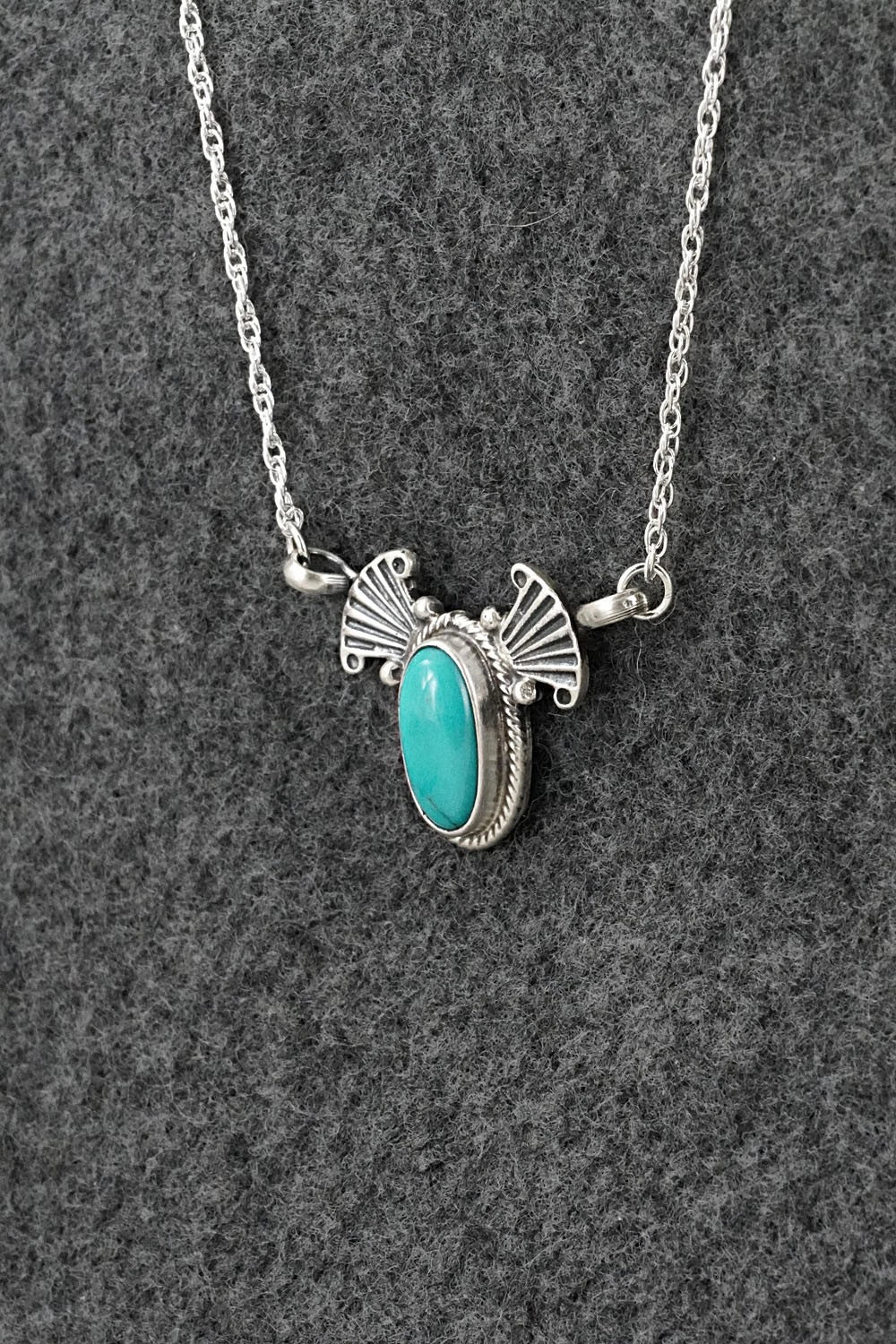 Turquoise & Sterling Silver Necklace - Verley Betone