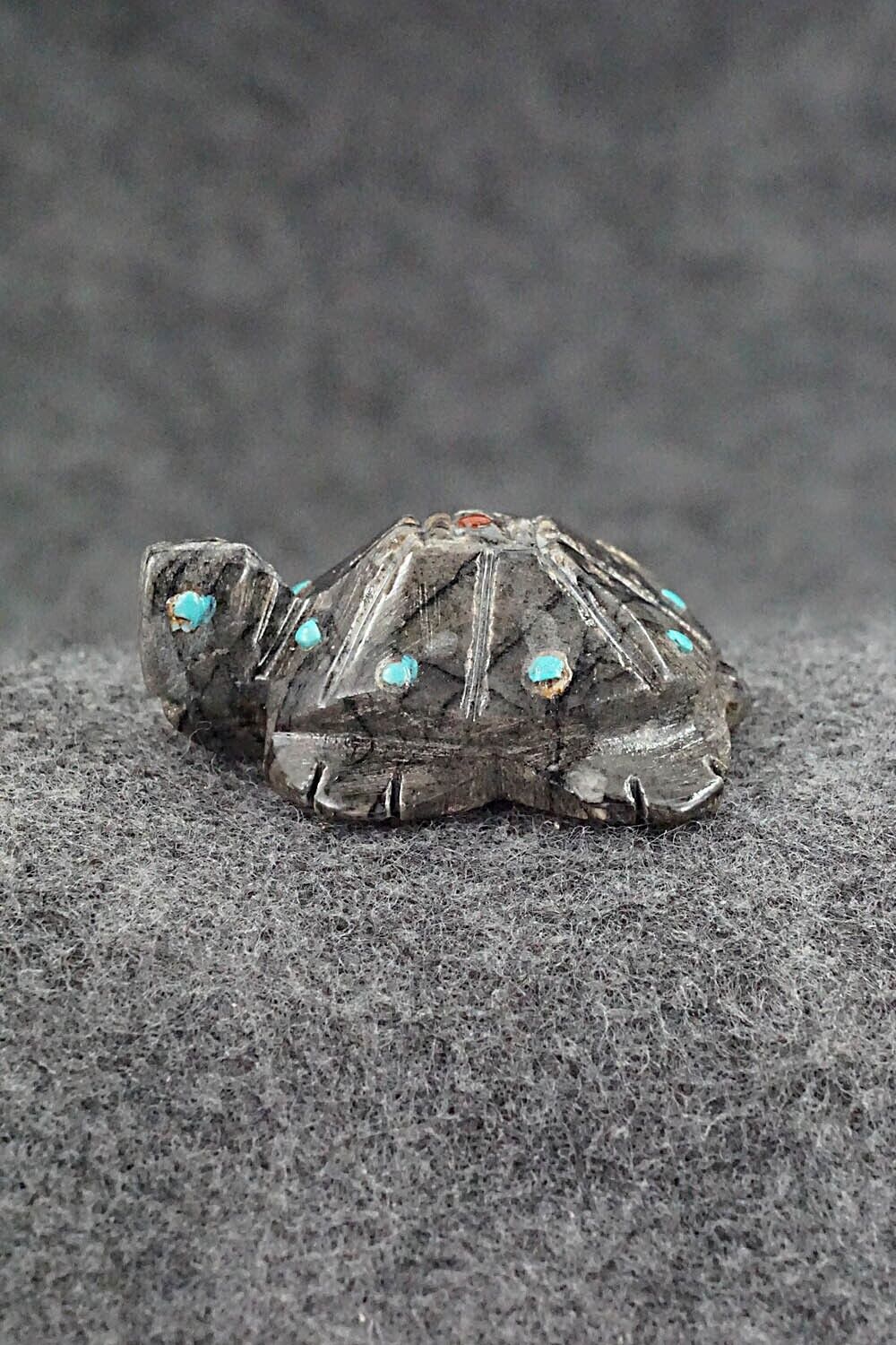 Turtle Zuni Fetish Carving - Carl Etsate