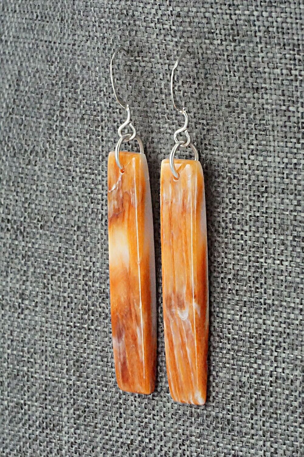 Spiny Oyster & Sterling Silver Earrings - Jesus Espino