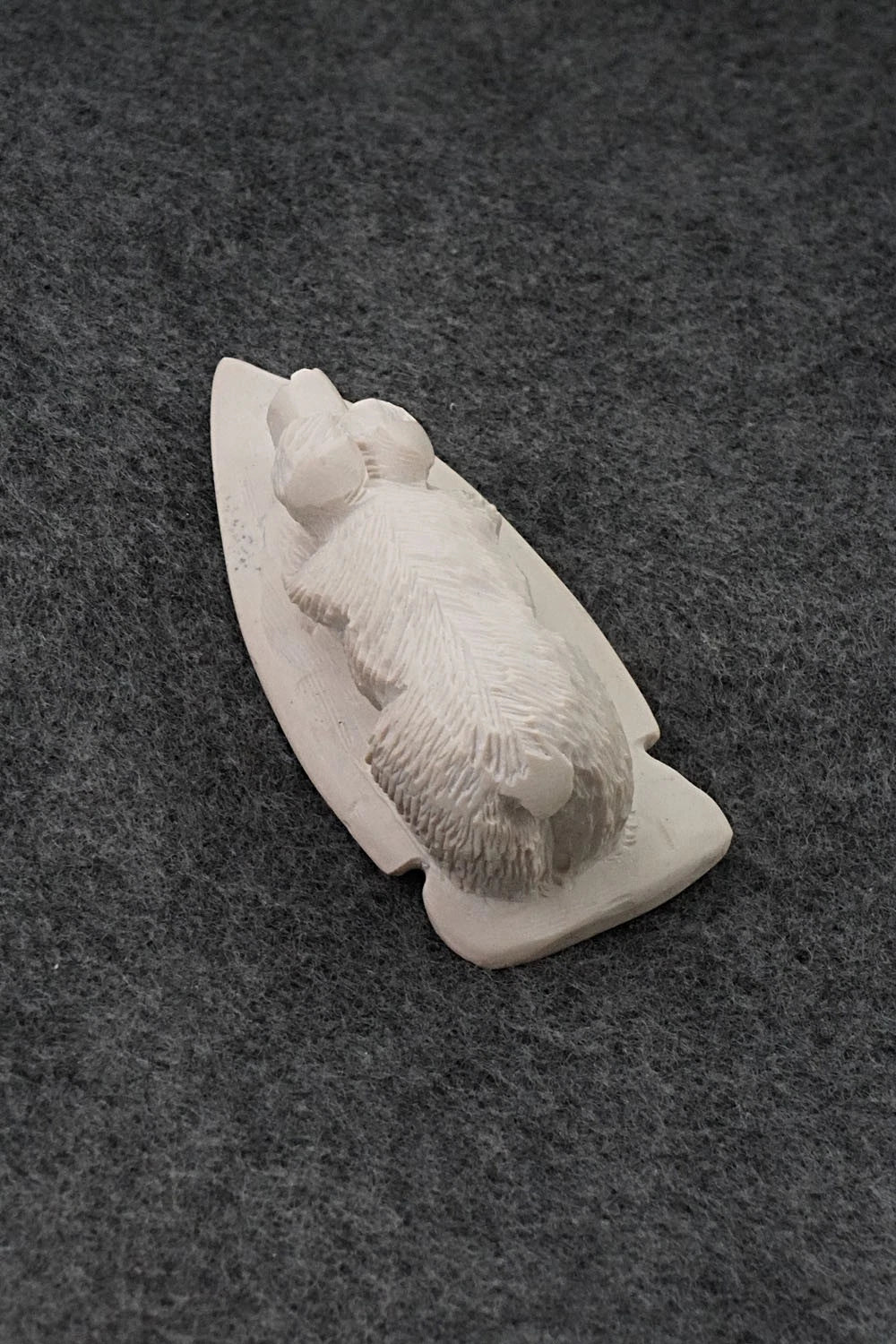 Bear Zuni Fetish Carving - Patrick Lincoln