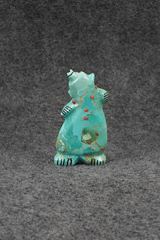 Bear Zuni Fetish Carving - Claudia Peina