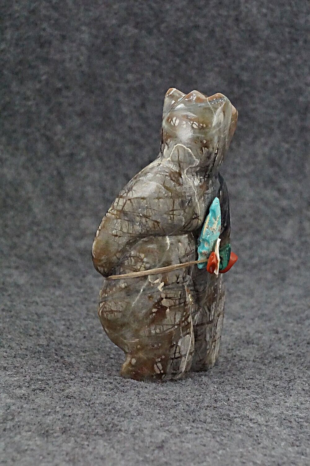 Bear Zuni Fetish Carving - Ariane Quam