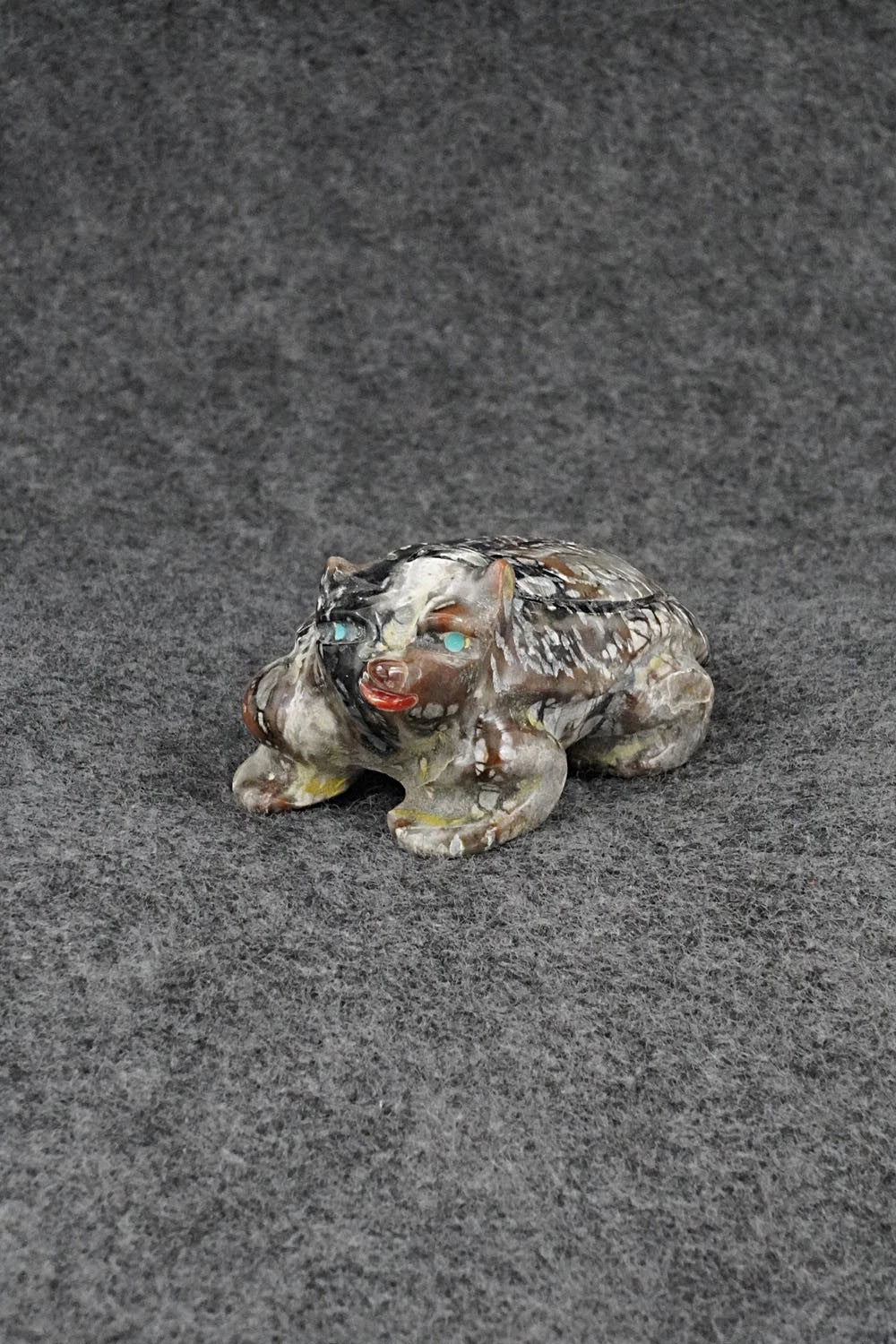 Badger Zuni Fetish Carving - Freddie Leekya