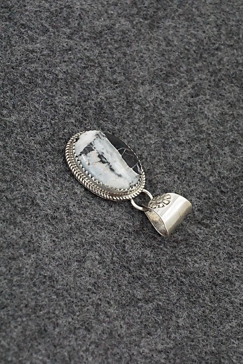 White Buffalo & Sterling Silver Pendant - Ernest Hawthorne