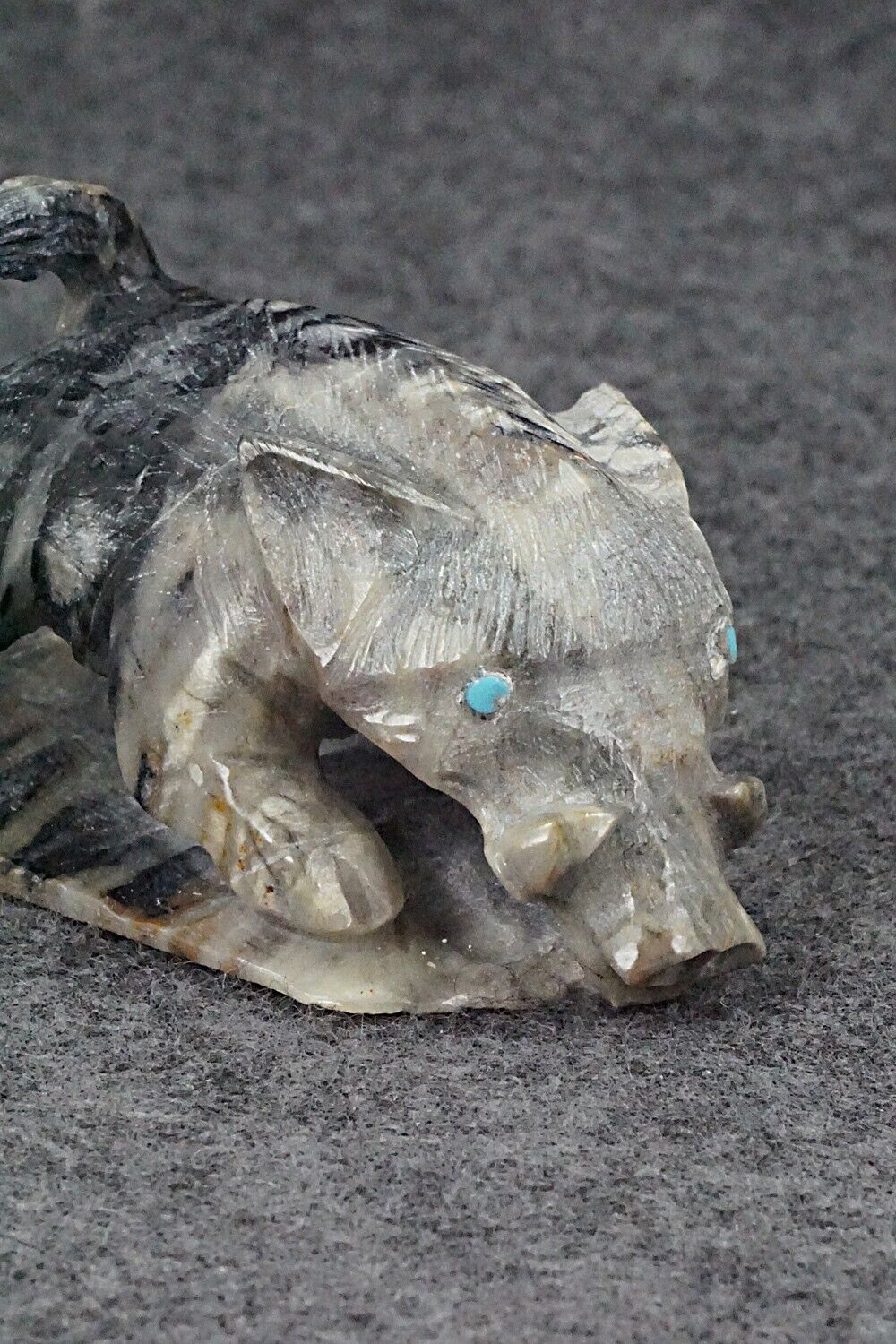 Boar Zuni Fetish Carving - Derrick Kaamasee