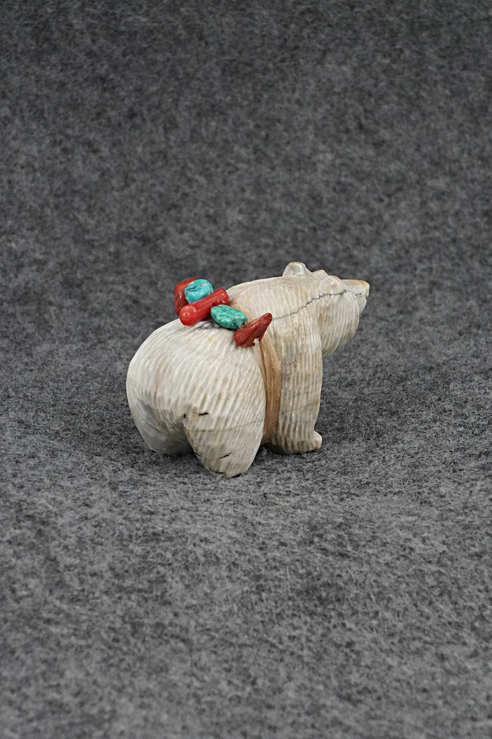 Bear Zuni Fetish Carving - Paulette & Farlan Quam