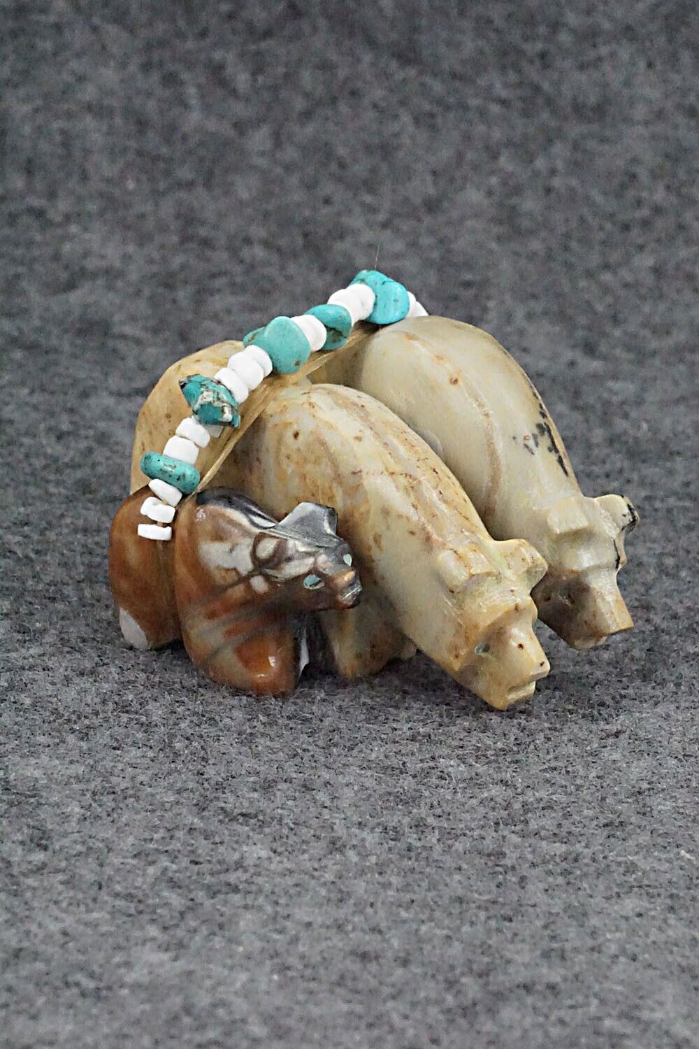Bear Family Zuni Fetish Carving - Tim Lementino