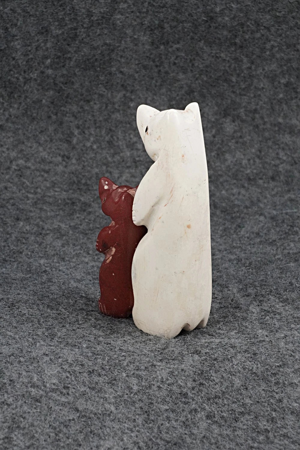Bear Zuni Fetish Carving - Justin Red Elk