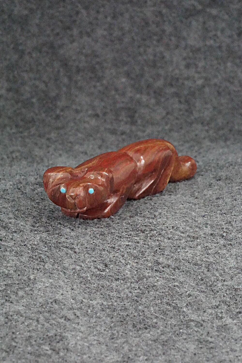 Mountain Lion Zuni Fetish Carving - Reynold Lunasee