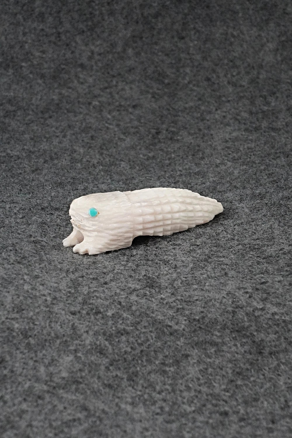 Porcupine Zuni Fetish Carving - Marlon Lowsayate